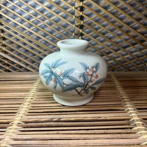Vintage floral Plant Japan Bud Vase